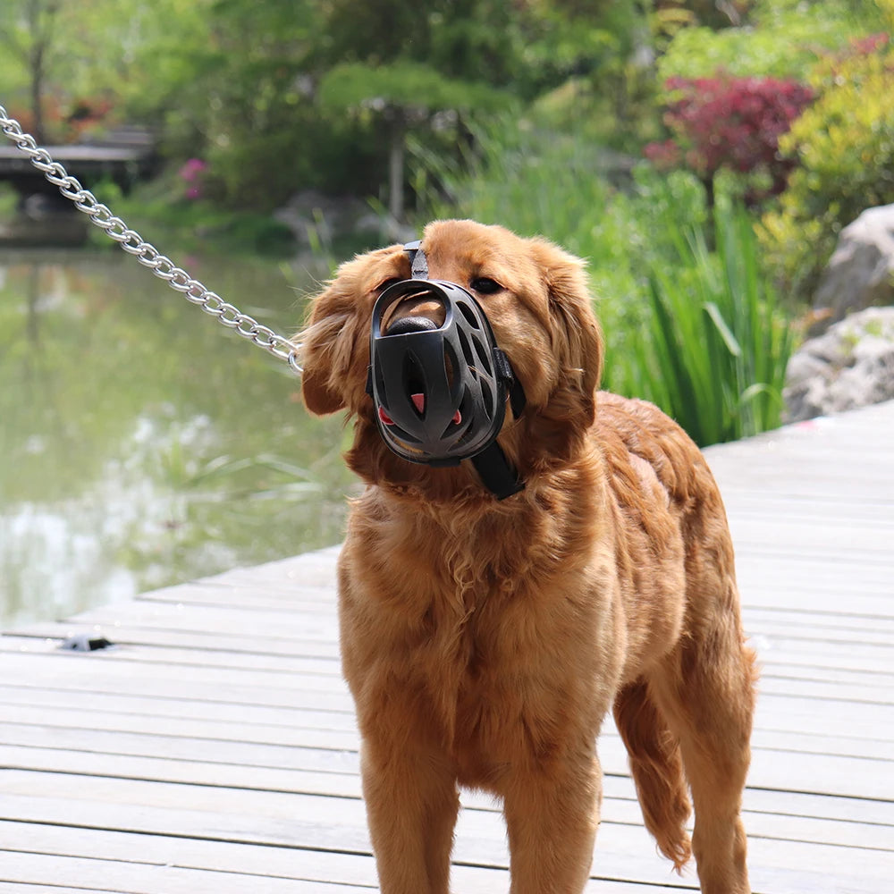 Soft Silicone Dog Muzzle – Breathable Basket Muzzle with Adjustable Straps for Small, Medium & Large Dogs
