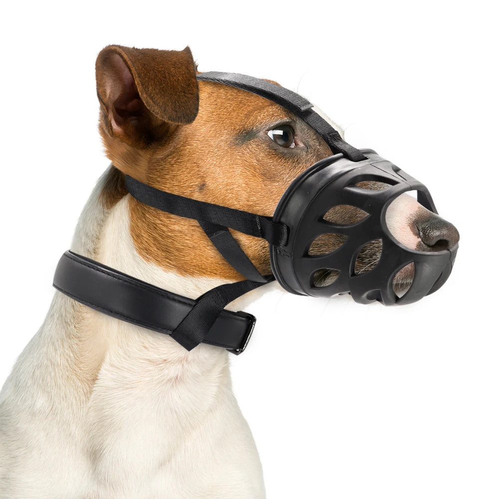 Soft Silicone Dog Muzzle – Breathable Basket Muzzle with Adjustable Straps for Small, Medium & Large Dogs