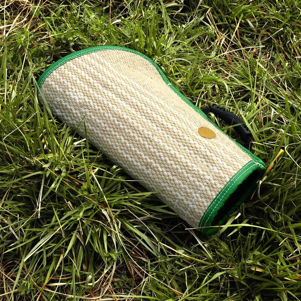 Dog Training Bite Tug & Jute Sleeve – Durable Agility Equipment for Malinois, German Shepherd & Rottweiler