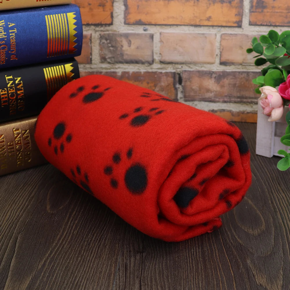 Soft Fleece Pet Blanket – Cozy Paw Print Comfort for Dogs & Cats