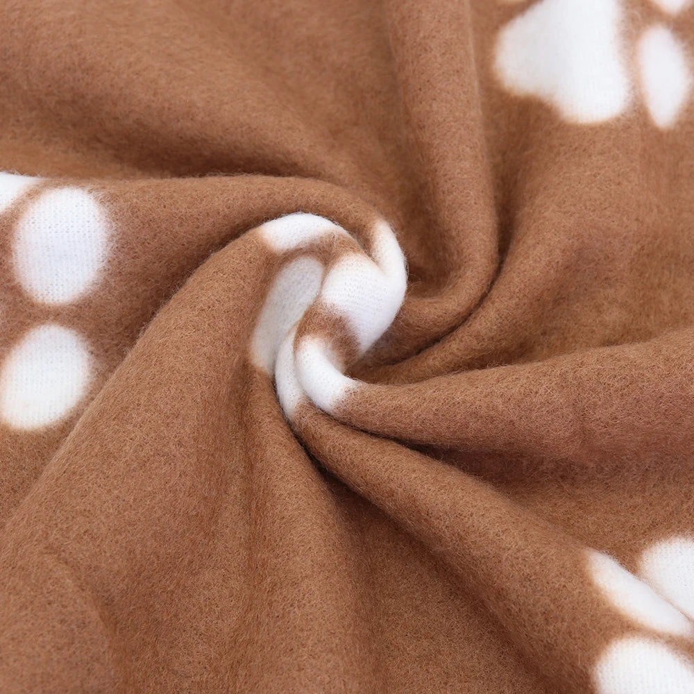 Soft Fleece Pet Blanket – Cozy Paw Print Comfort for Dogs & Cats