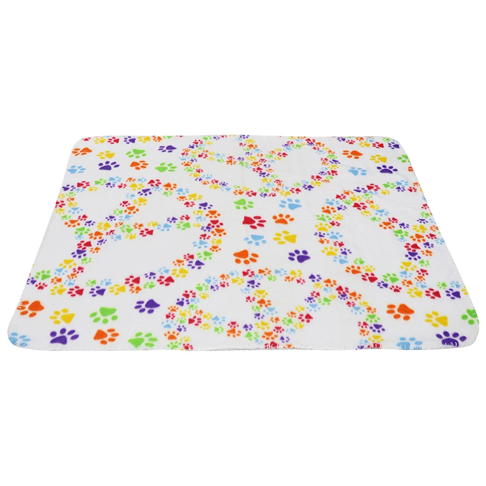 Soft Fleece Pet Blanket – Cozy Paw Print Comfort for Dogs & Cats